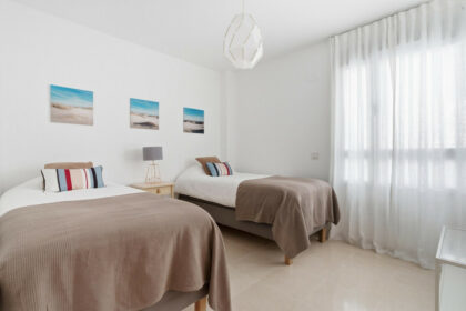 c4dddbab70c17e473c1ad19e12200b5d - 16