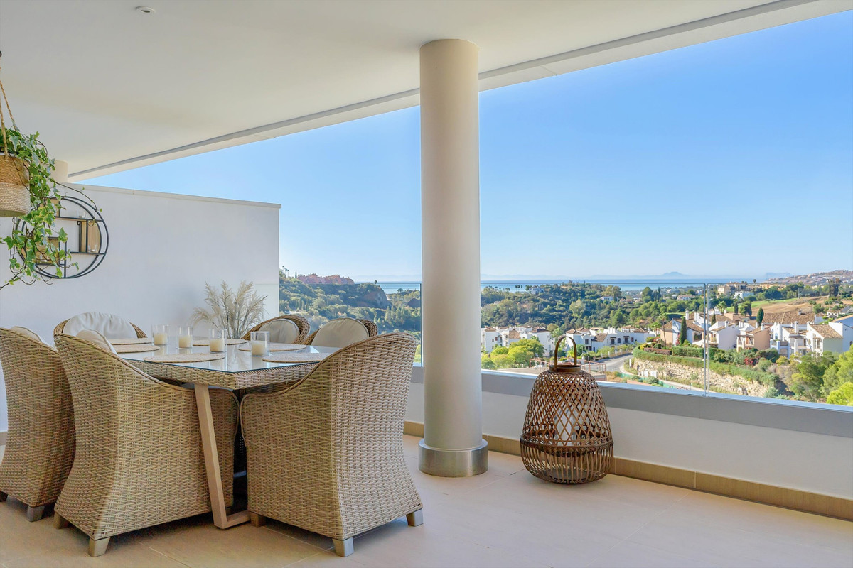 c4dddbab70c17e473c1ad19e12200b5d - 22