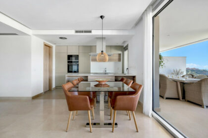 c4dddbab70c17e473c1ad19e12200b5d - 5