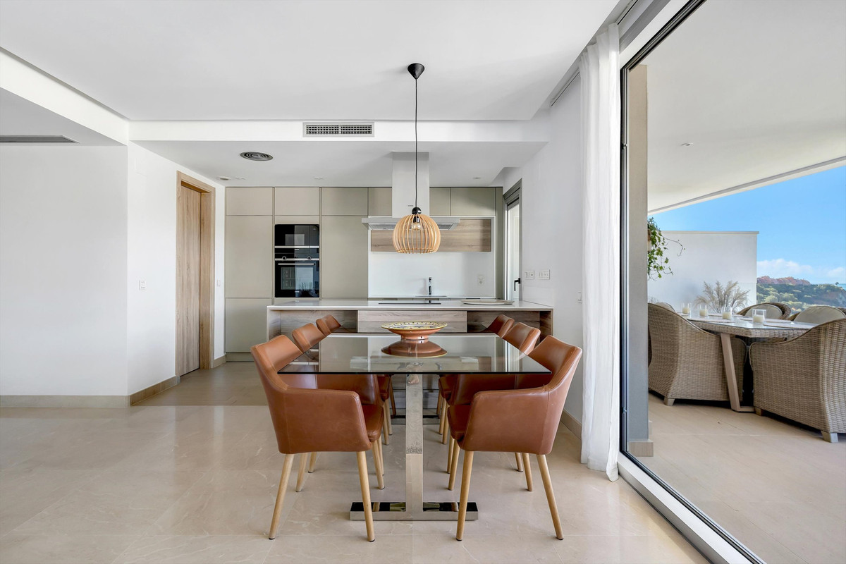 c4dddbab70c17e473c1ad19e12200b5d - 5