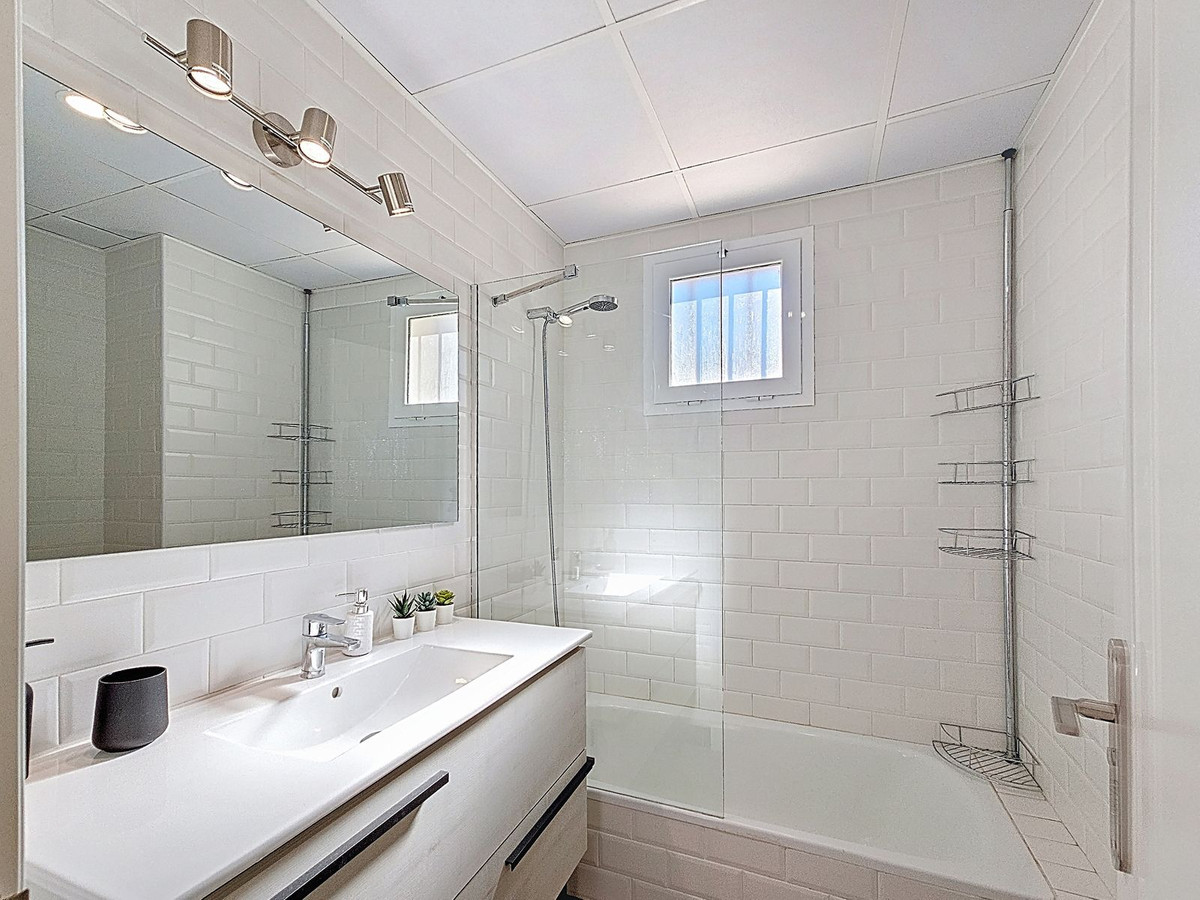 c5401800c6c20f0b9af5a65ff0fd914d - 13