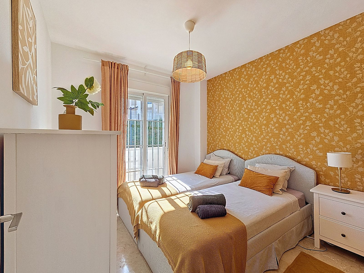 c5401800c6c20f0b9af5a65ff0fd914d - 15