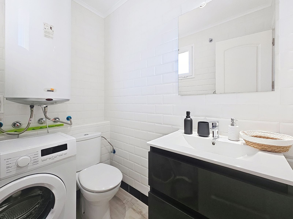 c5401800c6c20f0b9af5a65ff0fd914d - 17