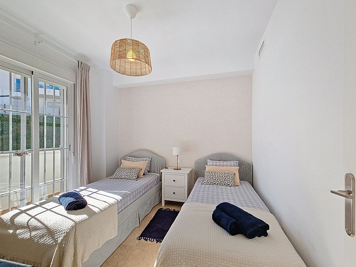 c5401800c6c20f0b9af5a65ff0fd914d - 19