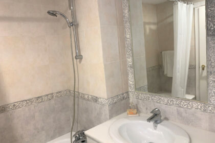 c63b4489fb48a9b119877f7fbf09b8ac - 14