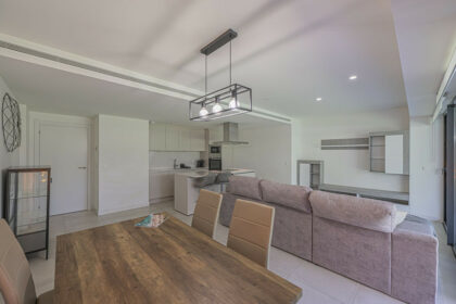 c6c82de500ca01bf11703ef9c48a4cdc - 10