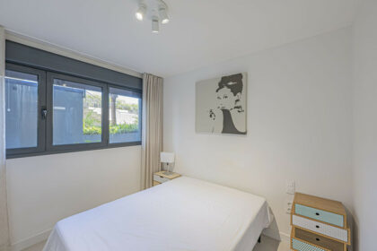 c6c82de500ca01bf11703ef9c48a4cdc - 20