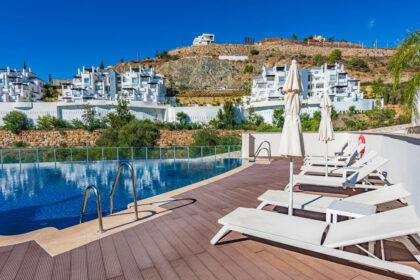 c752c0285f2f430d4cdb6a8c04093662 - 44