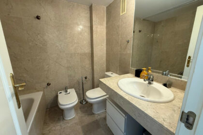 c7da4e311ab05e4d596a4fe73122d699 - 23