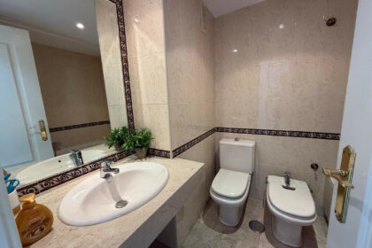 c7da4e311ab05e4d596a4fe73122d699 - 24