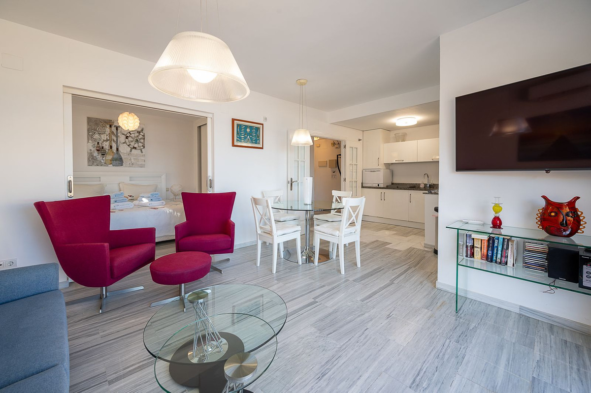 c80f2537510f7be8e2692c8f9213f8e0 - 4