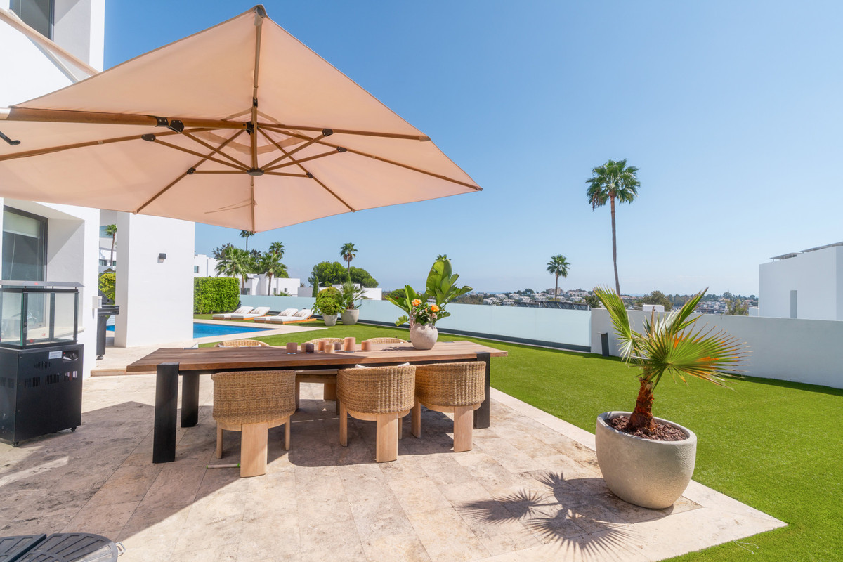 c821230a3314160db1ed7a6456833db0 - 11