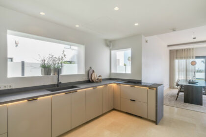 c821230a3314160db1ed7a6456833db0 - 20