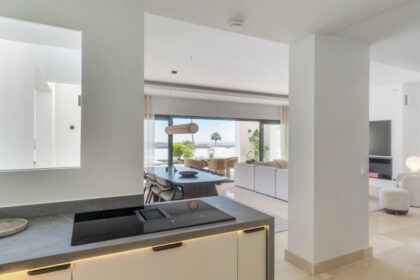 c821230a3314160db1ed7a6456833db0 - 21