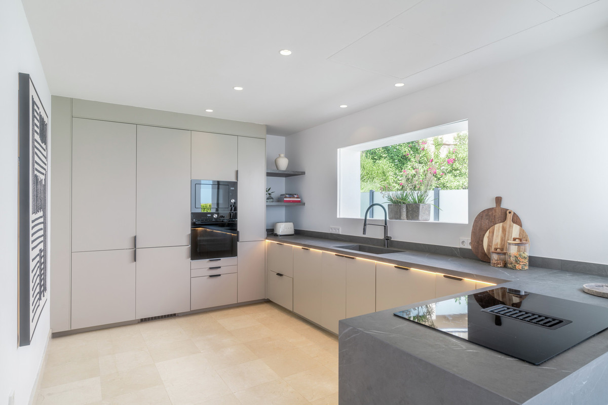 c821230a3314160db1ed7a6456833db0 - 4