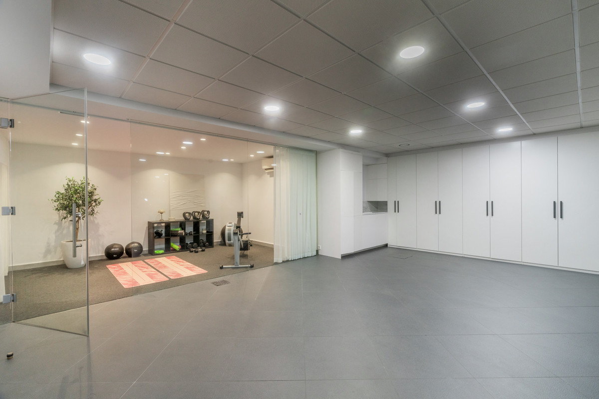 c821230a3314160db1ed7a6456833db0 - 43