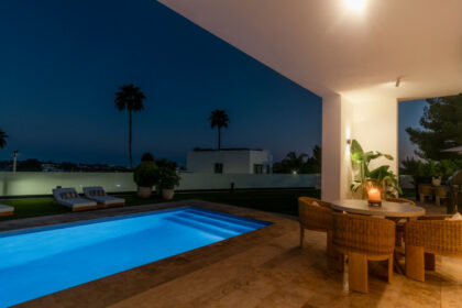 c821230a3314160db1ed7a6456833db0 - 52