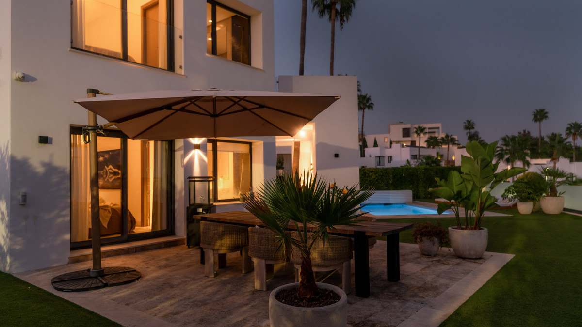 c821230a3314160db1ed7a6456833db0 - 55