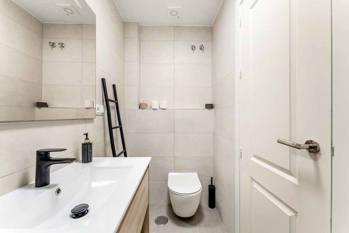 c86cb6410542af672bb29c4c6a4e5d29 - 12