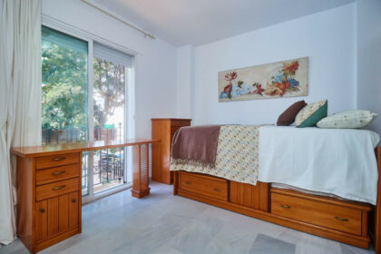 c88392bf445aa5cd86848c4eb408fe1e - 18