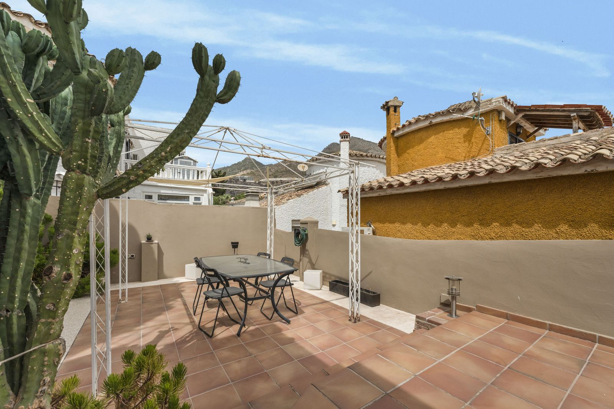 c8a8ef4ef66d7b74cccb055df8b4ac52 - 15