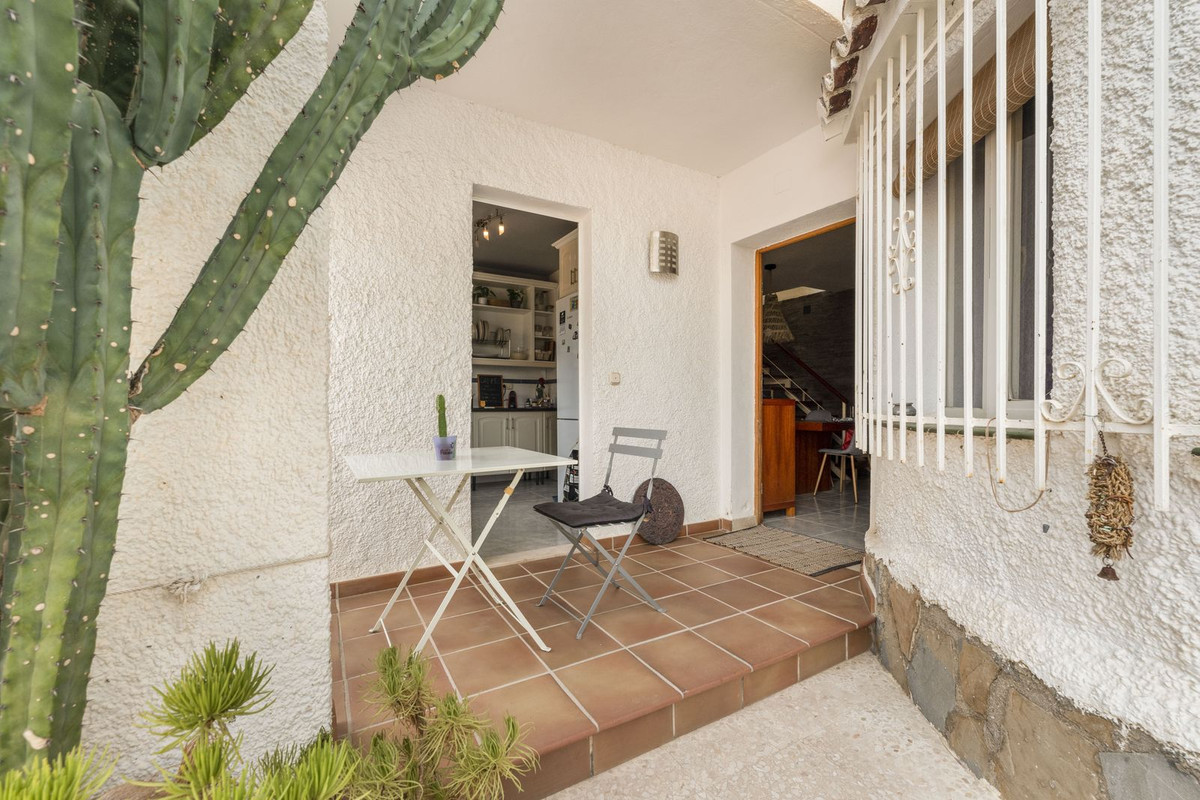 c8a8ef4ef66d7b74cccb055df8b4ac52 - 21