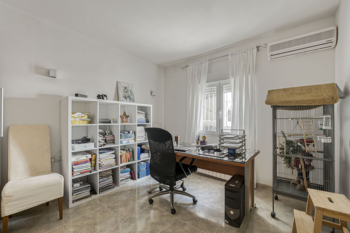 c8a8ef4ef66d7b74cccb055df8b4ac52 - 24