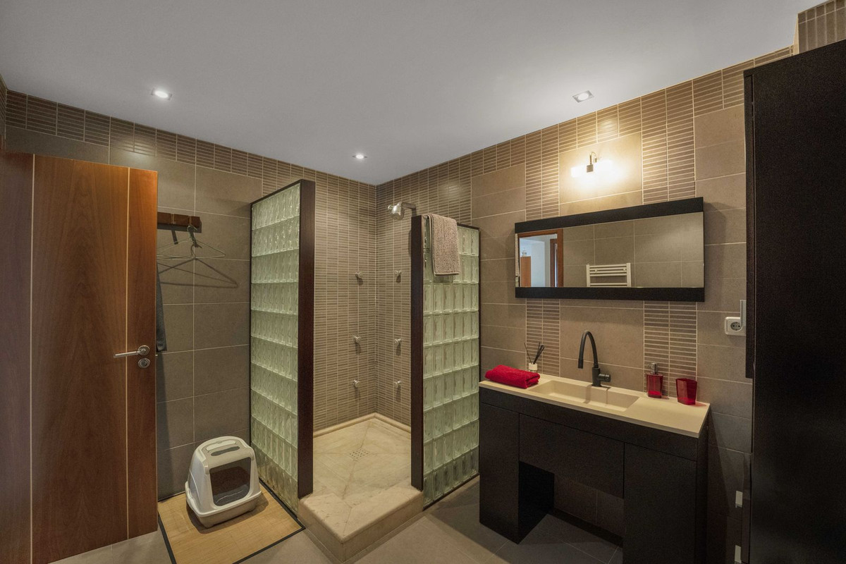 c8a8ef4ef66d7b74cccb055df8b4ac52 - 29