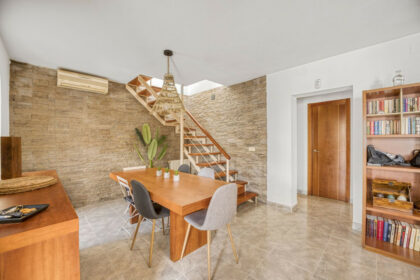 c8a8ef4ef66d7b74cccb055df8b4ac52 - 3