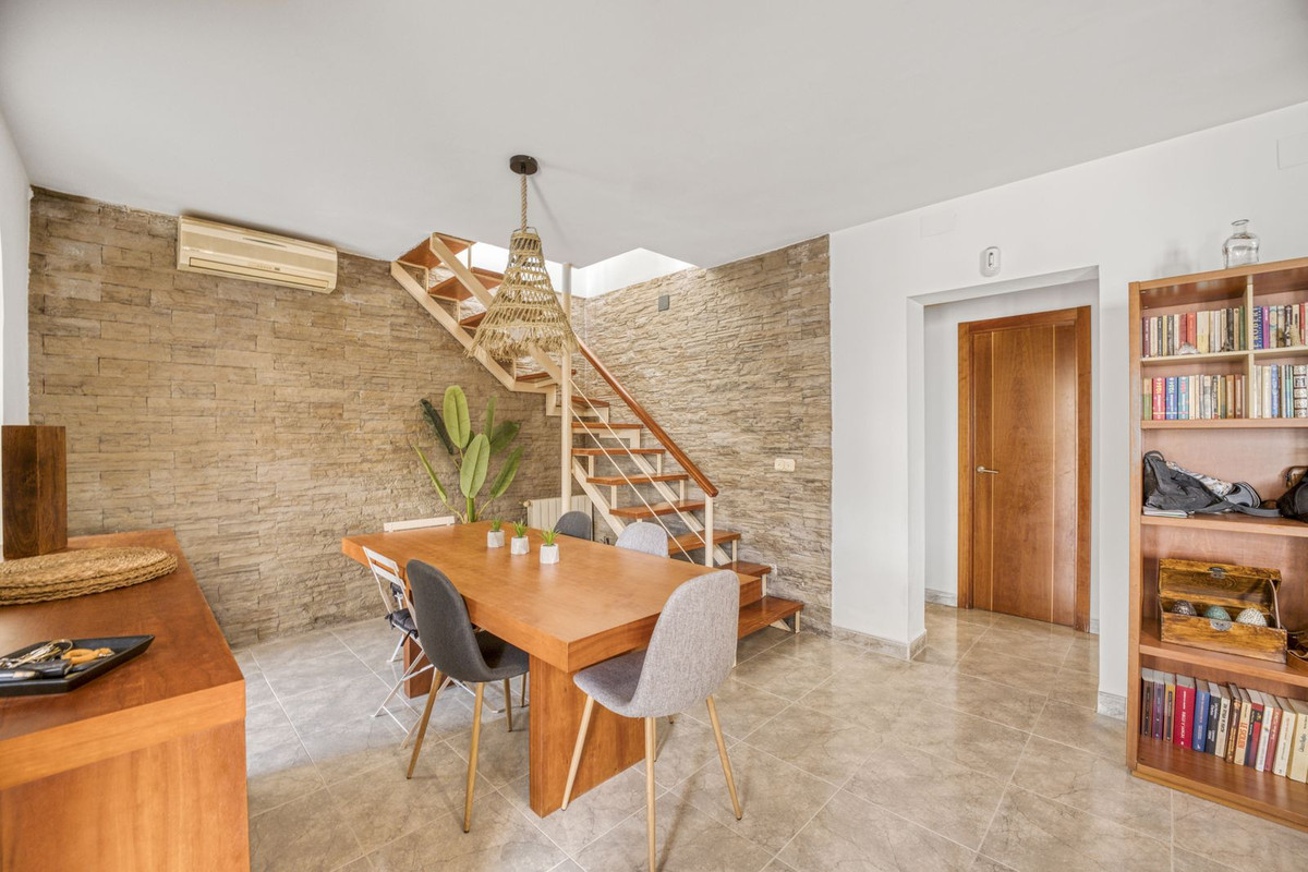 c8a8ef4ef66d7b74cccb055df8b4ac52 - 3