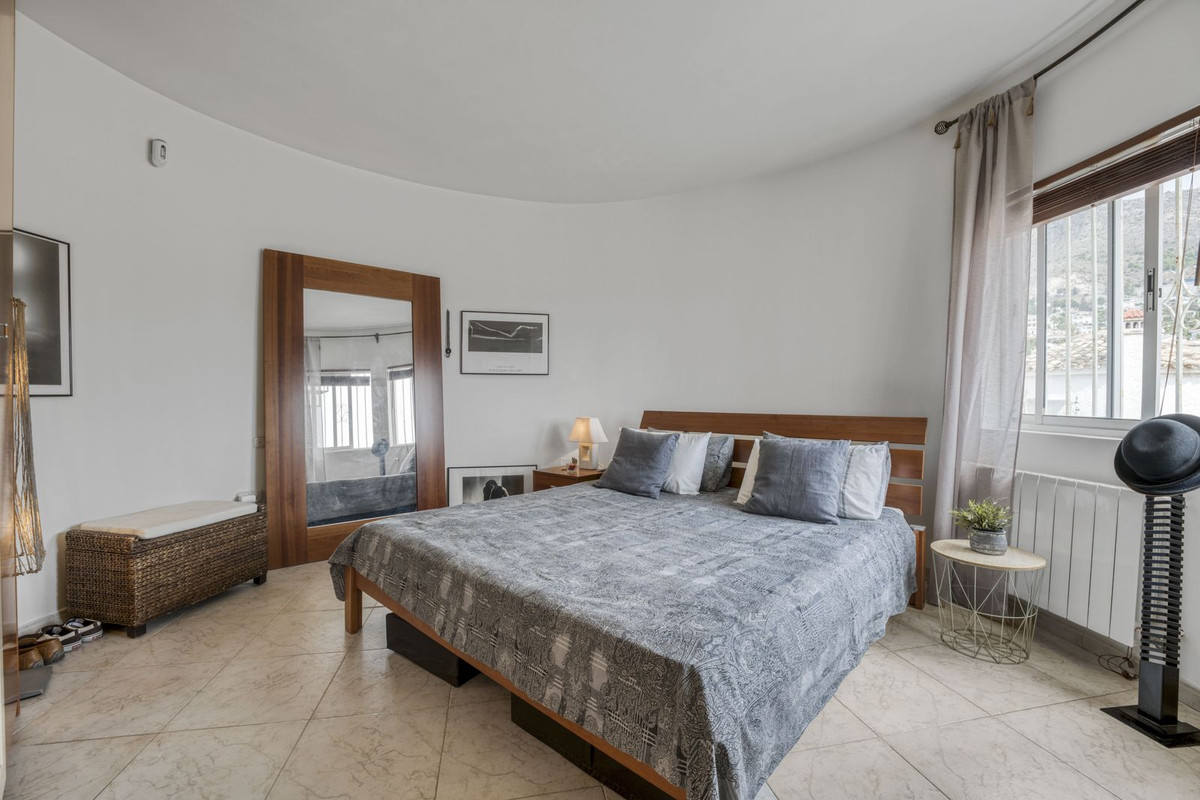 c8a8ef4ef66d7b74cccb055df8b4ac52 - 39