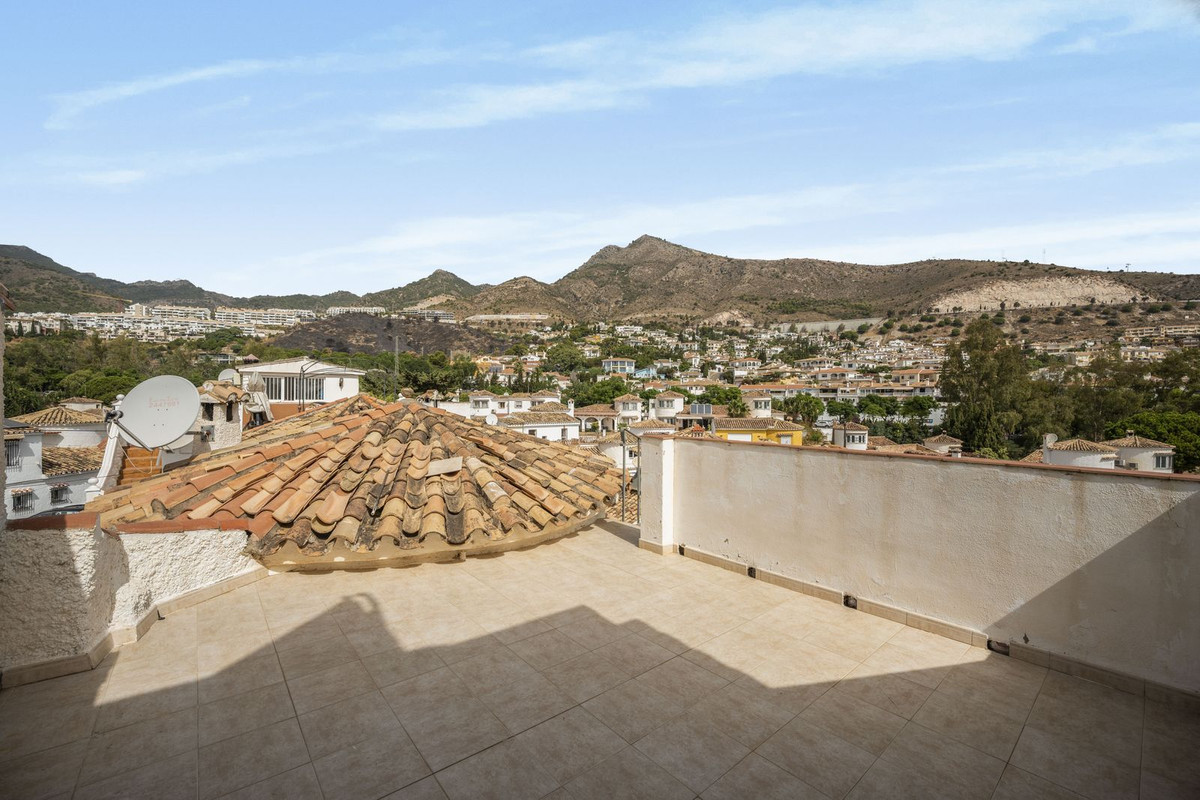 c8a8ef4ef66d7b74cccb055df8b4ac52 - 60