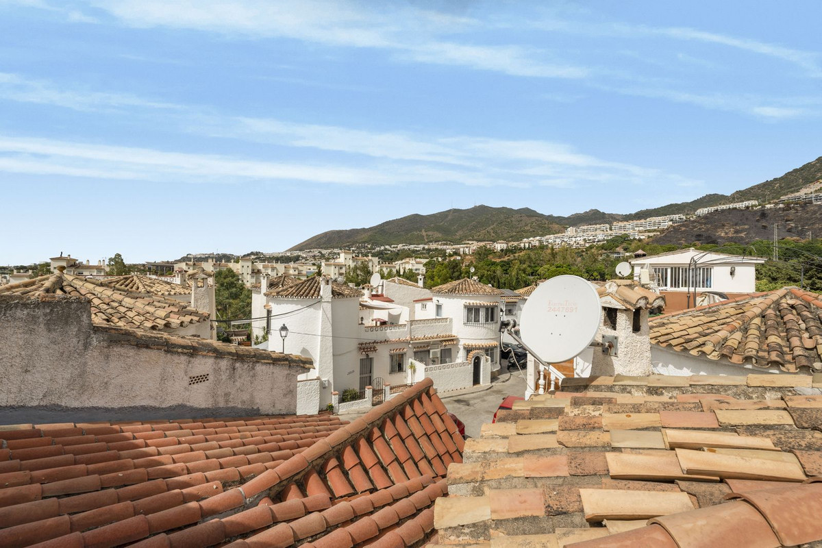 c8a8ef4ef66d7b74cccb055df8b4ac52 - 62