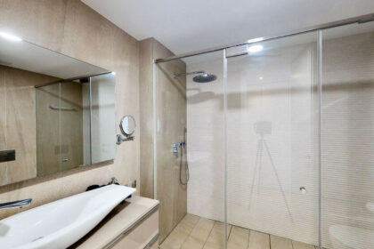 c8acff6576d0d706f58d653ccffd7d1e - 37