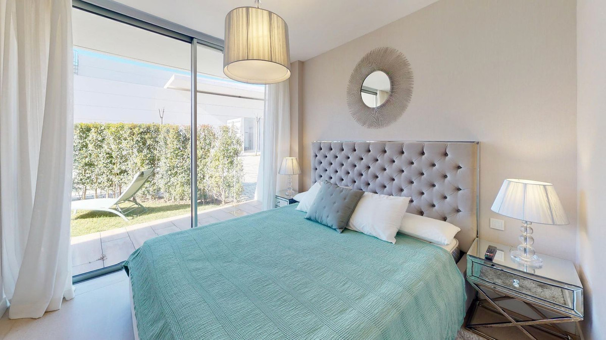 c8acff6576d0d706f58d653ccffd7d1e - 38