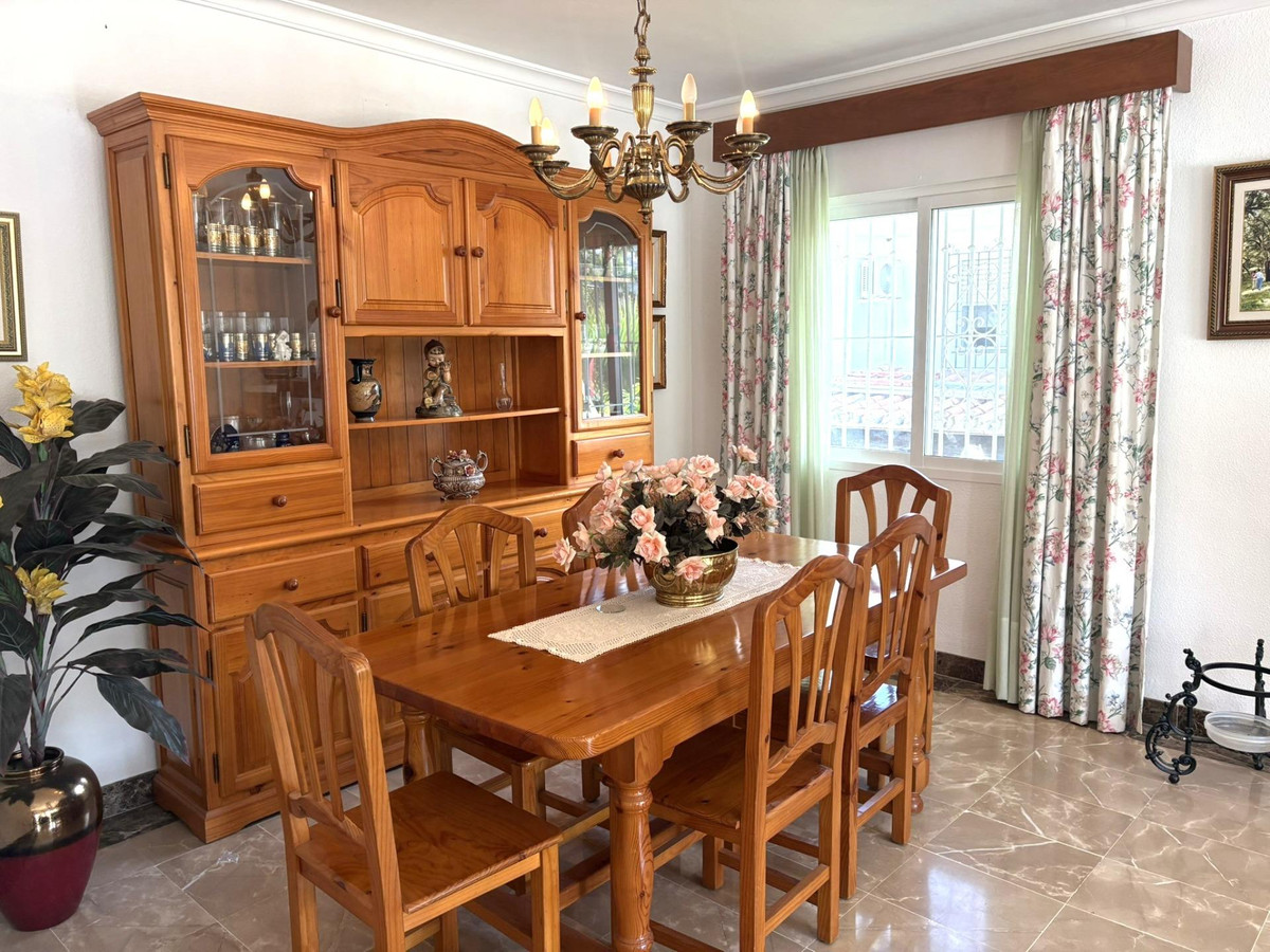 c8bc605f1dec71ddd004999fc41aaae7 - 13