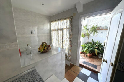 c8bc605f1dec71ddd004999fc41aaae7 - 19