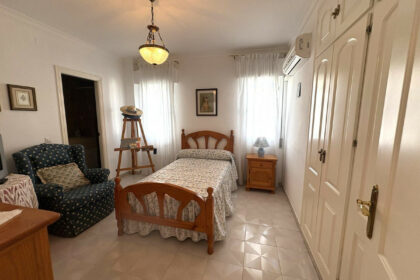 c8bc605f1dec71ddd004999fc41aaae7 - 24