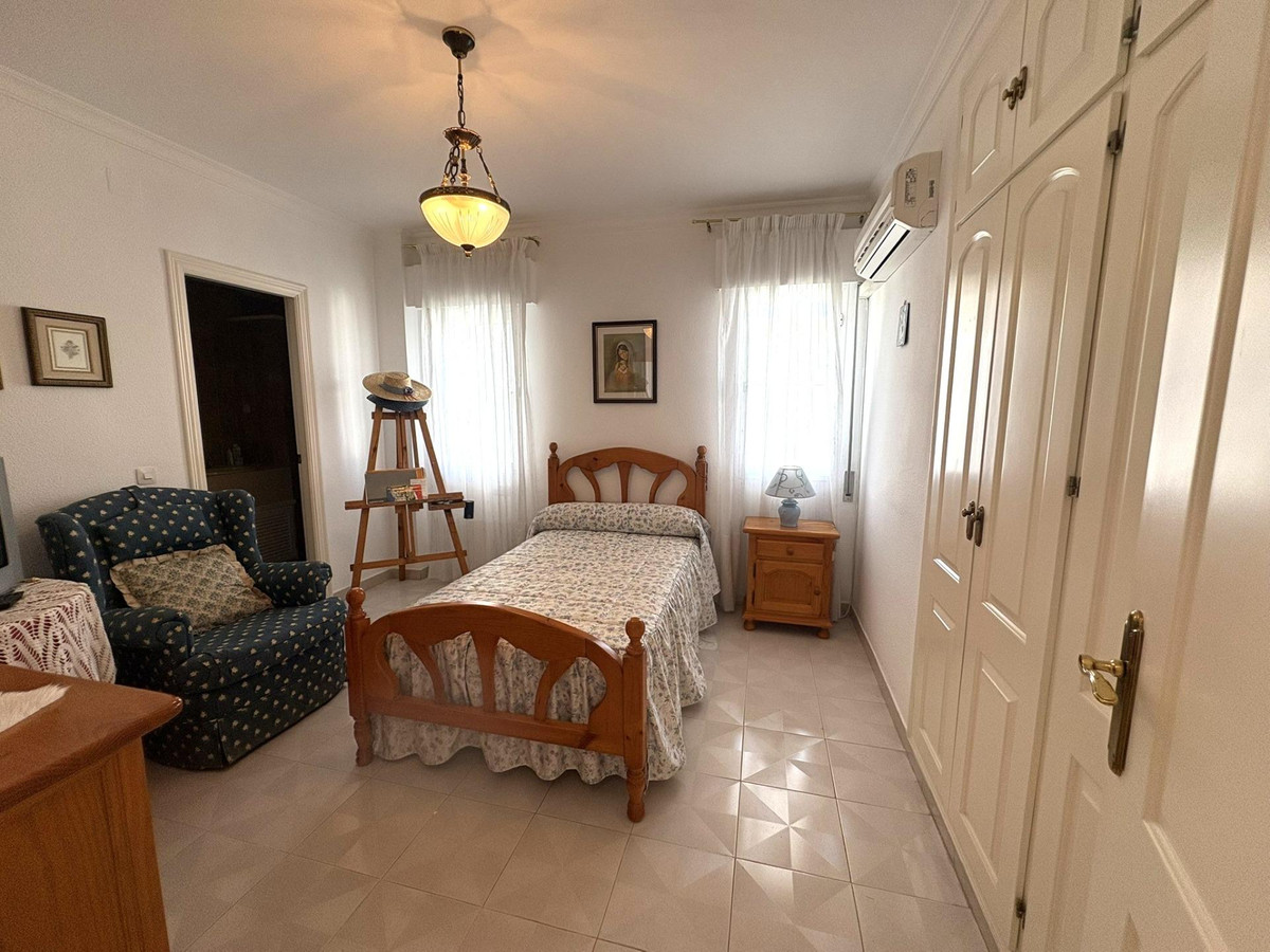 c8bc605f1dec71ddd004999fc41aaae7 - 24