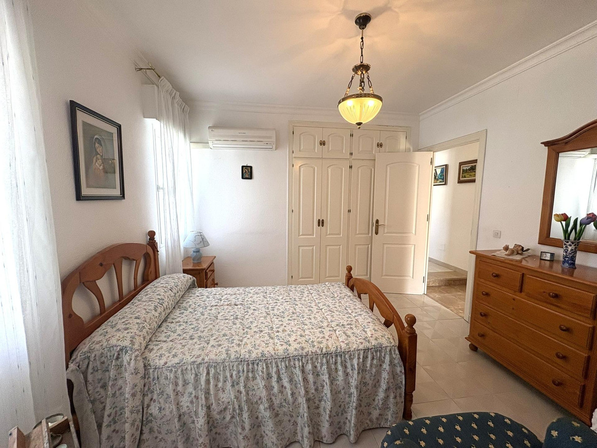 c8bc605f1dec71ddd004999fc41aaae7 - 26