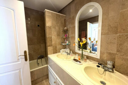 c8bc605f1dec71ddd004999fc41aaae7 - 29