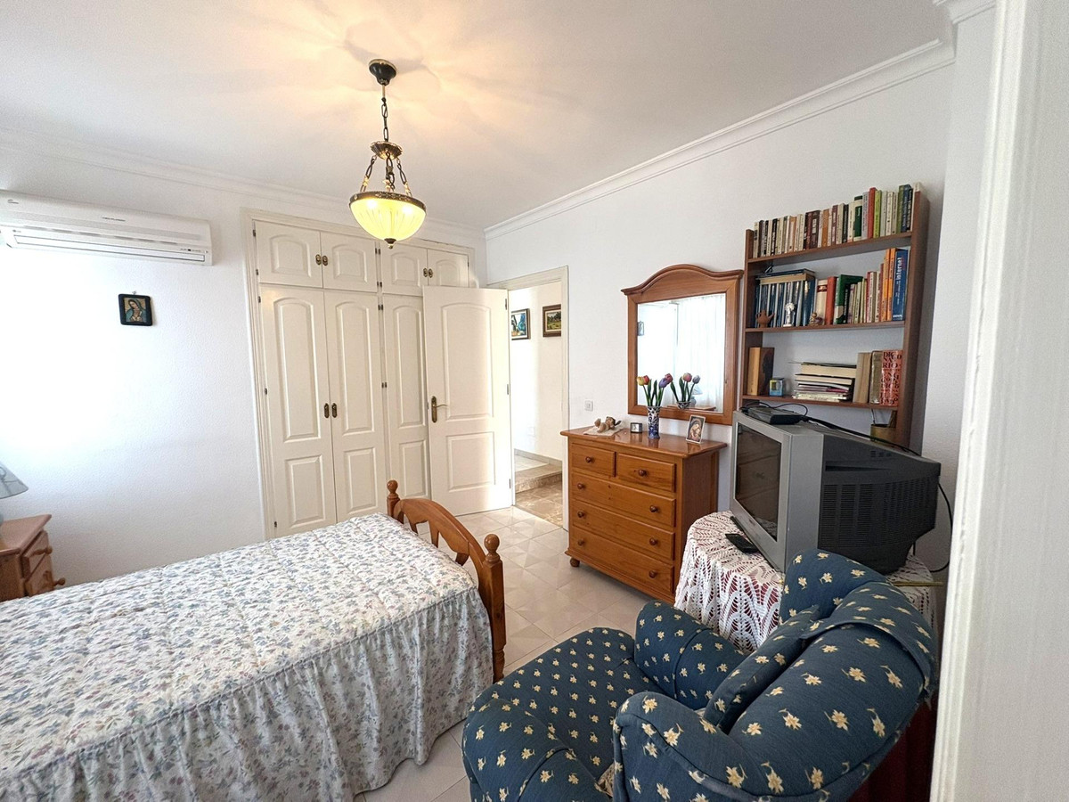 c8bc605f1dec71ddd004999fc41aaae7 - 30