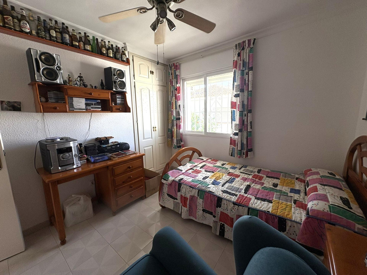 c8bc605f1dec71ddd004999fc41aaae7 - 34