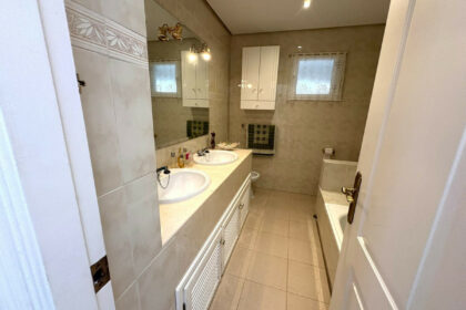 c8bc605f1dec71ddd004999fc41aaae7 - 35