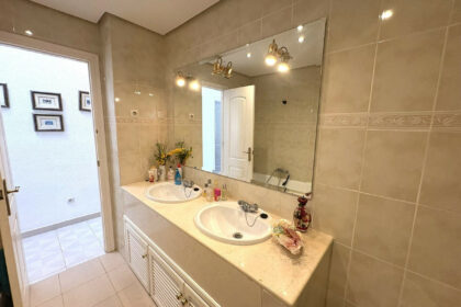 c8bc605f1dec71ddd004999fc41aaae7 - 37