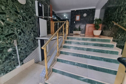 c945883b3e8f706e82207ff505783125 - 18