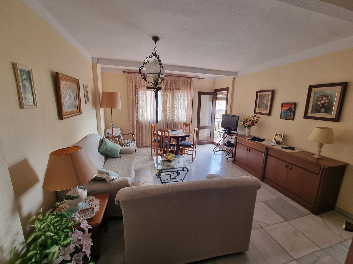 c945883b3e8f706e82207ff505783125 - 2