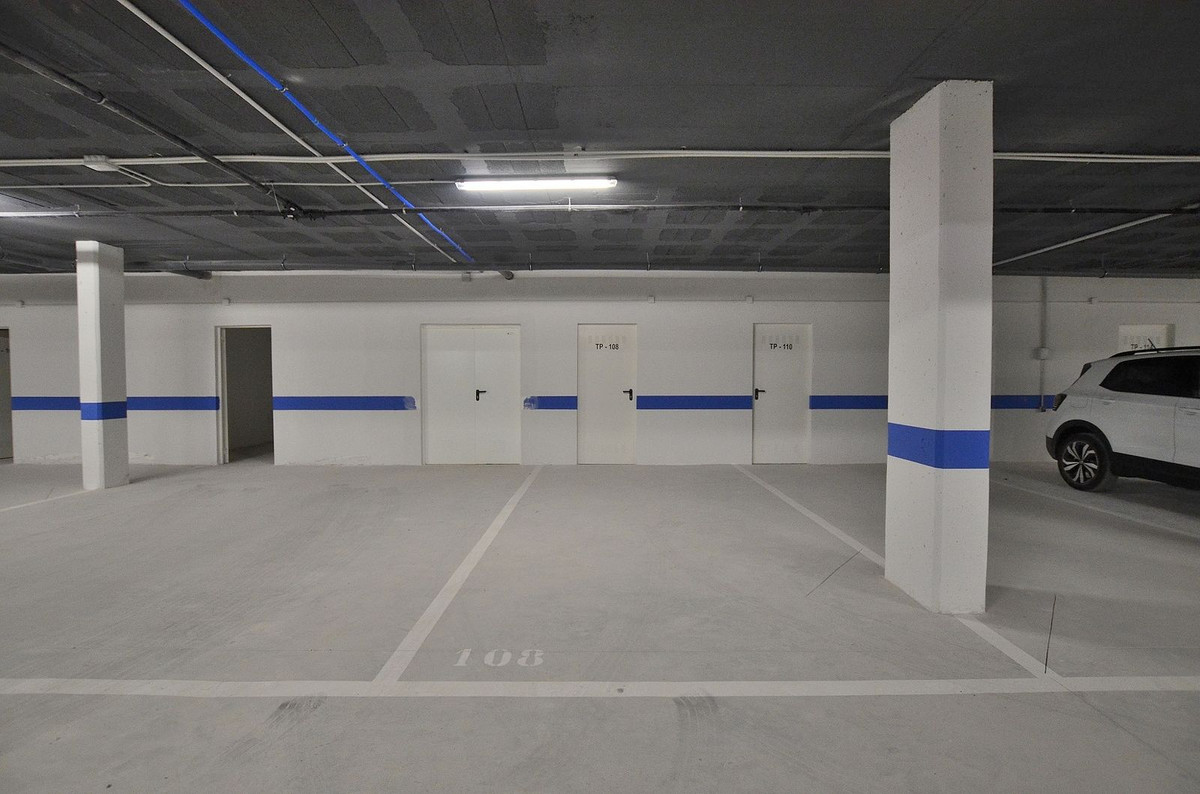 c9e2fd1e256b871506747c3734abf81f - 31