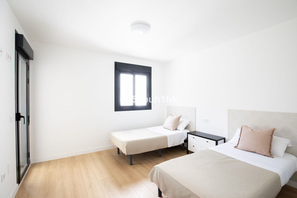 ca191d3c868032a0e8f6a416ee9ee335 - 11