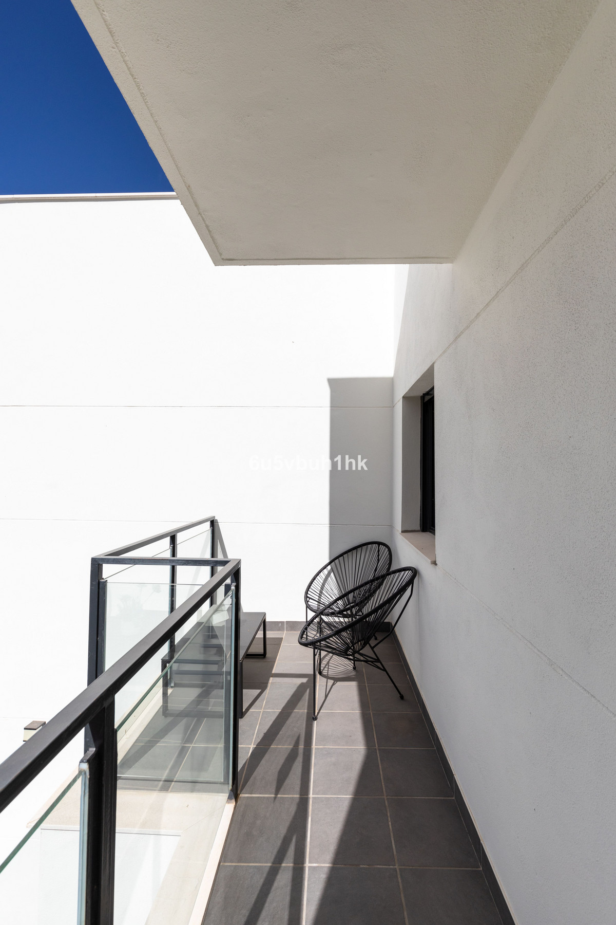 ca191d3c868032a0e8f6a416ee9ee335 - 12